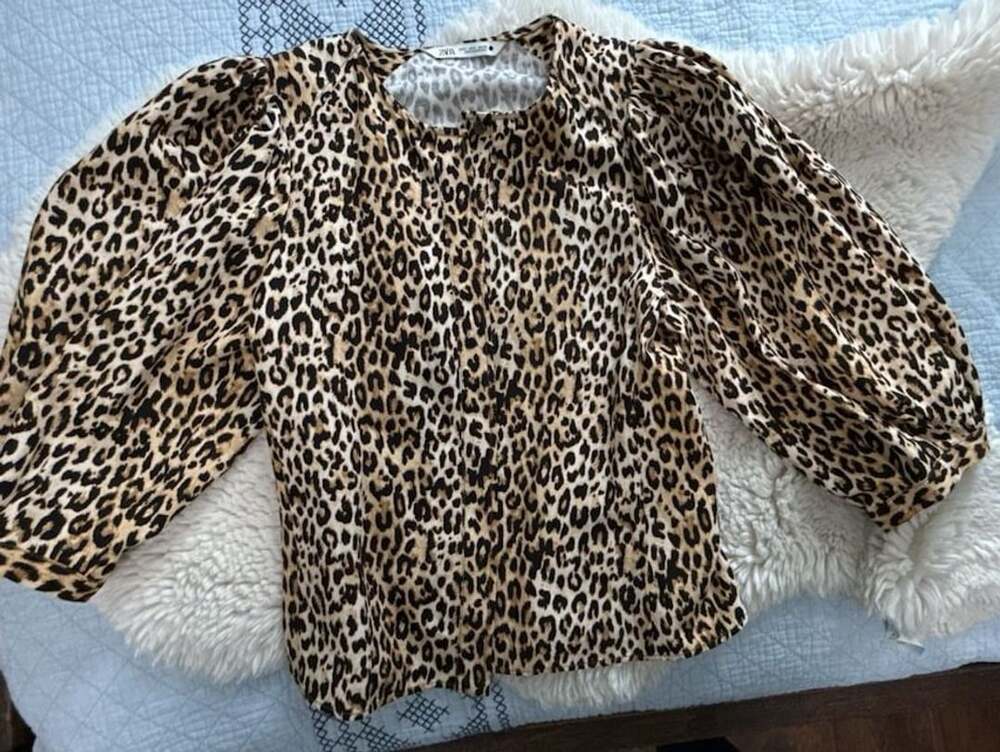 Zara Leopard Print Blouse Size S Long Sleeve Animal Print